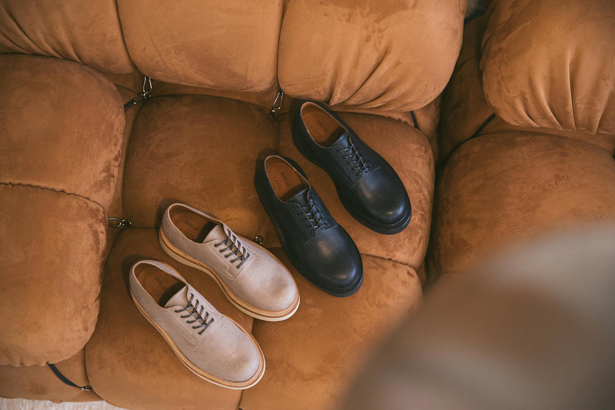 VIBERG | Rockland Blucher Derby 1940 Last Charcoal Waxed Suede 11E / US 12 Viberg Rockland Blucher | URBAN WAXY COMMANDER main image 2