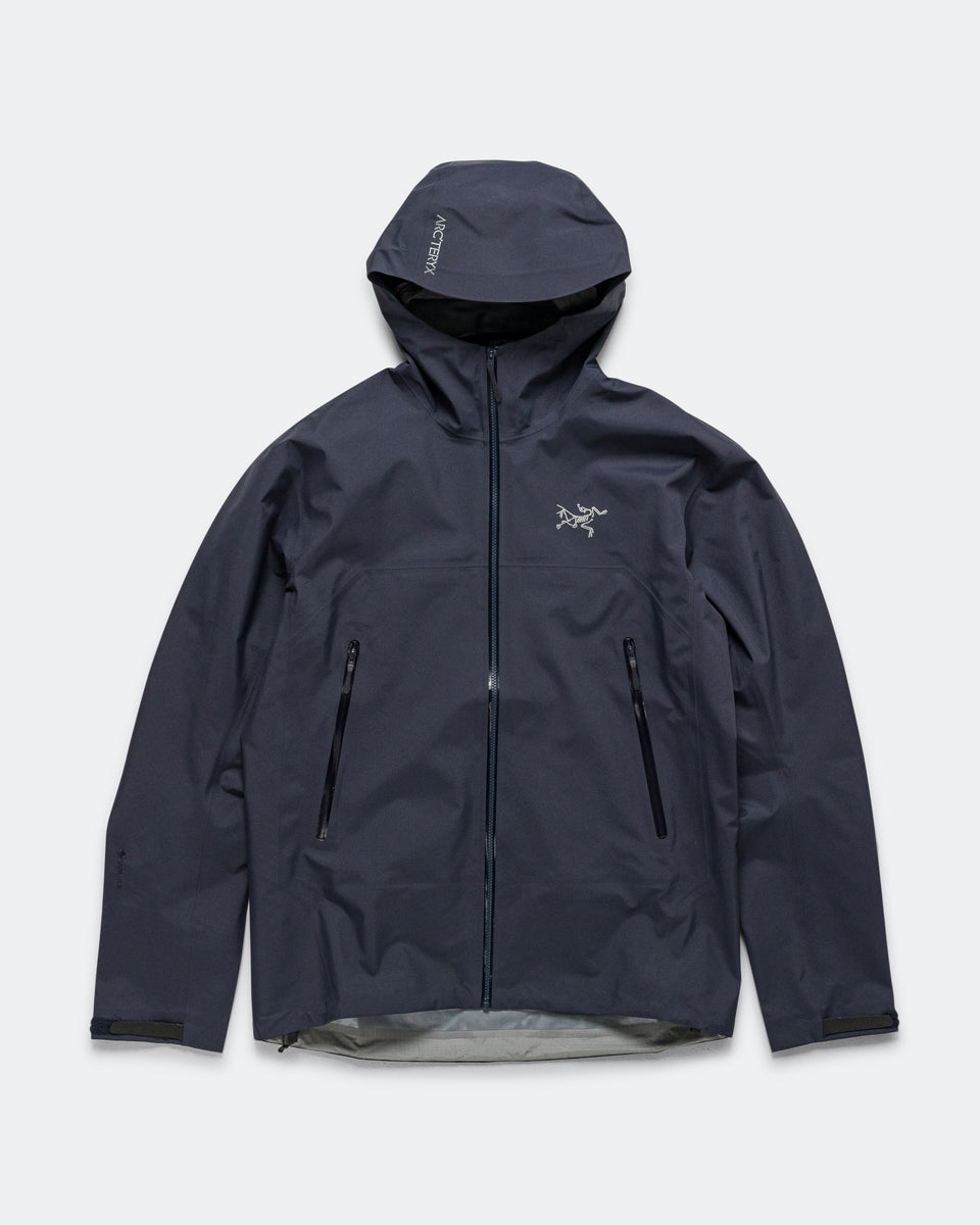 ARC’TERYX Beta Jacket Black Sapphire S Arc'Teryx - Beta Jacket - Black Sapphire | UP THERE