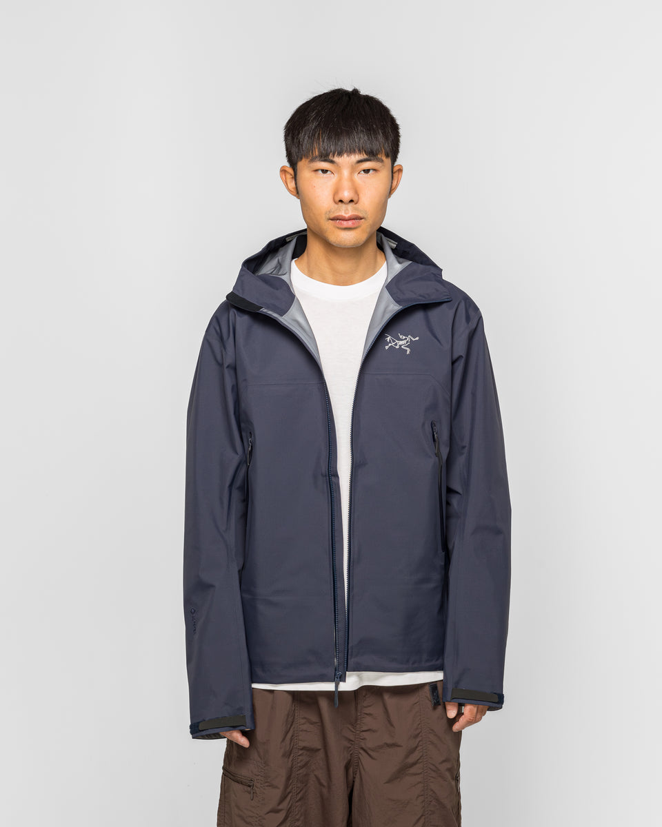 Arc'Teryx - Beta Jacket - Black Sapphire | UP THERE
