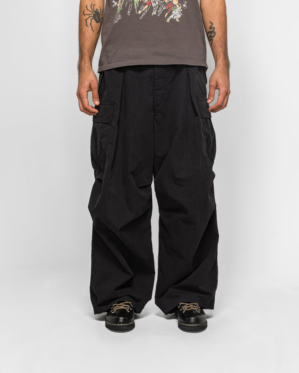 Rip Stop JUMBO Cargo Pants - Black | UP THERE