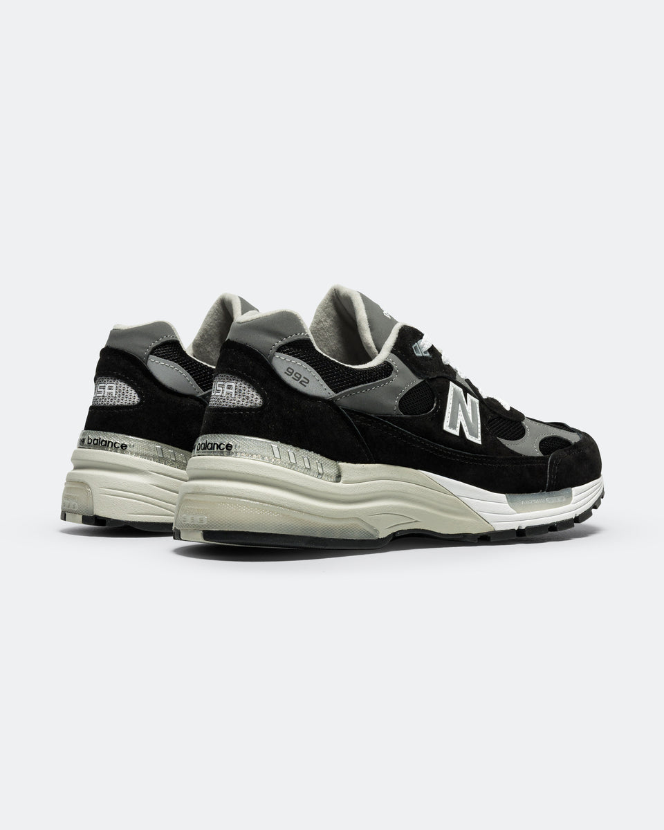 U992BK | UP THERE