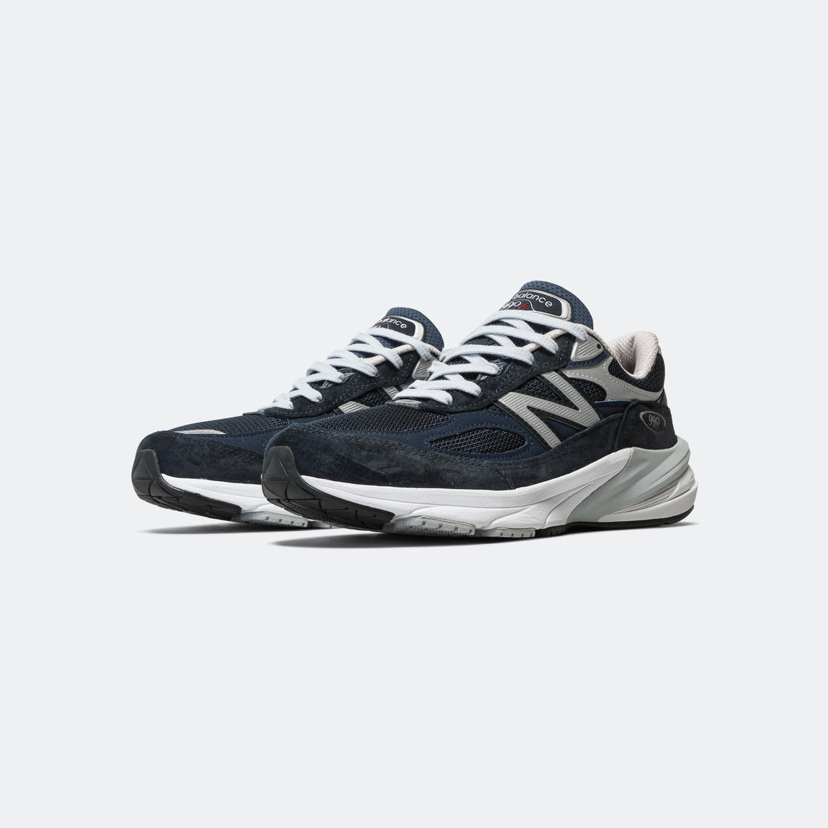 New Balance - W990NV6 - UP THERE