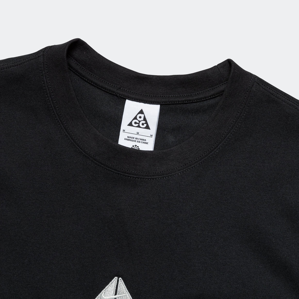 Nike ACG - LBR Lungs SS Tee - Black/Lt Smoke Grey-Summit White - UP THERE