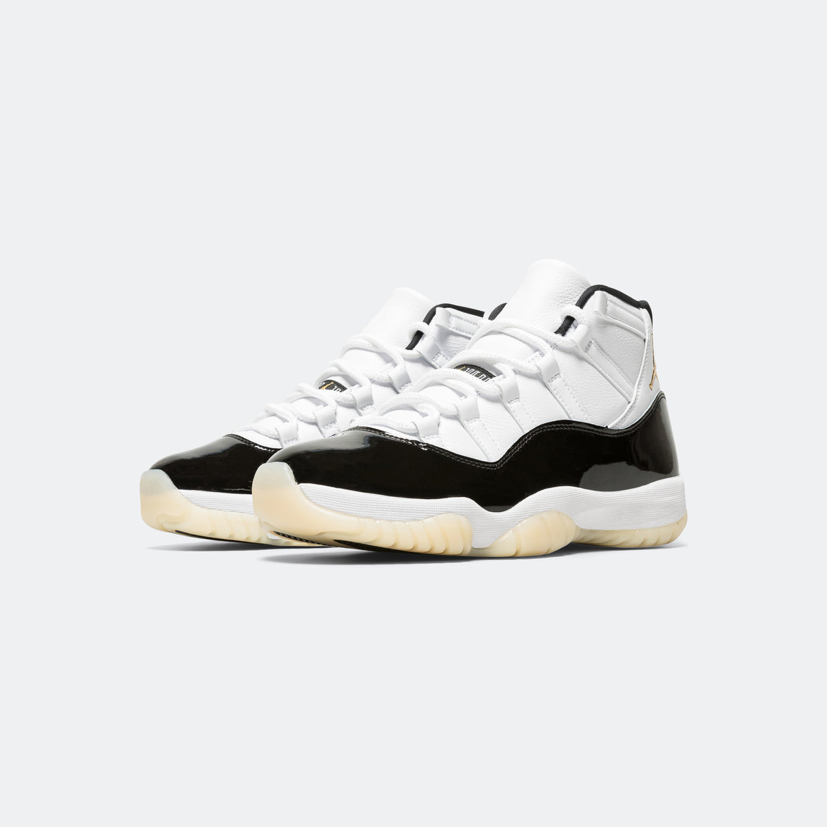 Jordan 11 low hot sale black concord white