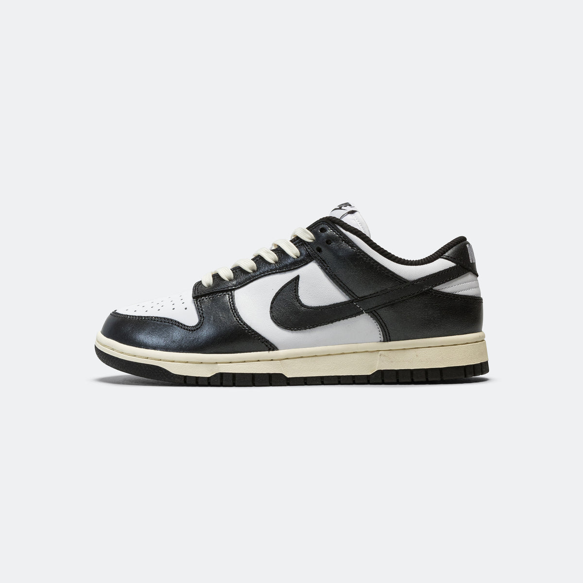 Nike Womens Dunk Low PRM White/BlackCoconut Milk UP THERE