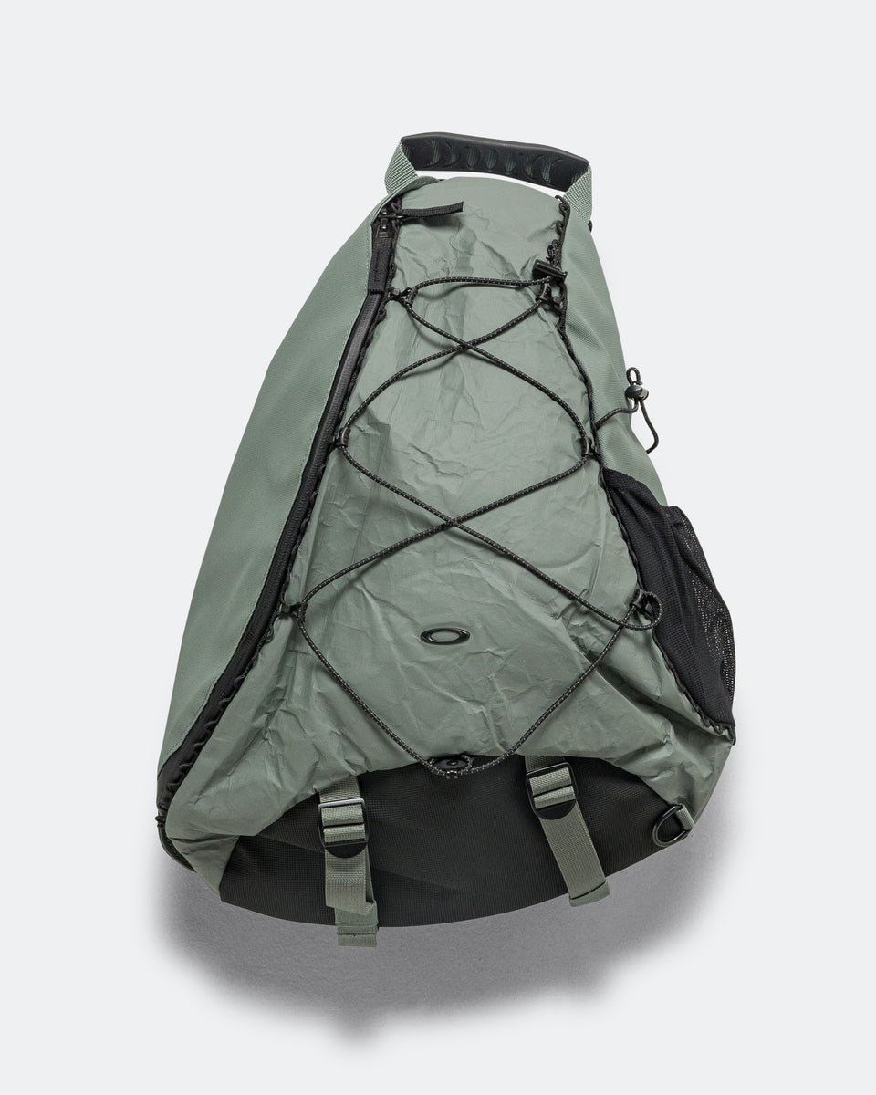Oakley - Latitude Sling Pack - Aviator Green | UP THERE