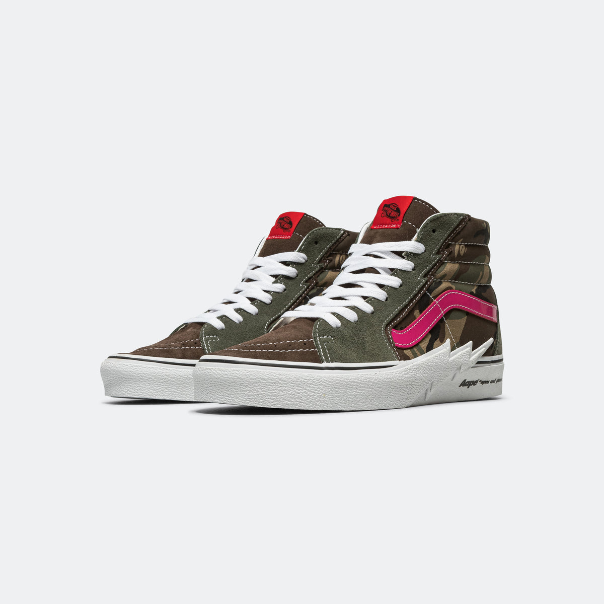 Sk8-Hi Bolt × AAPE Camo/Pink - Main Image