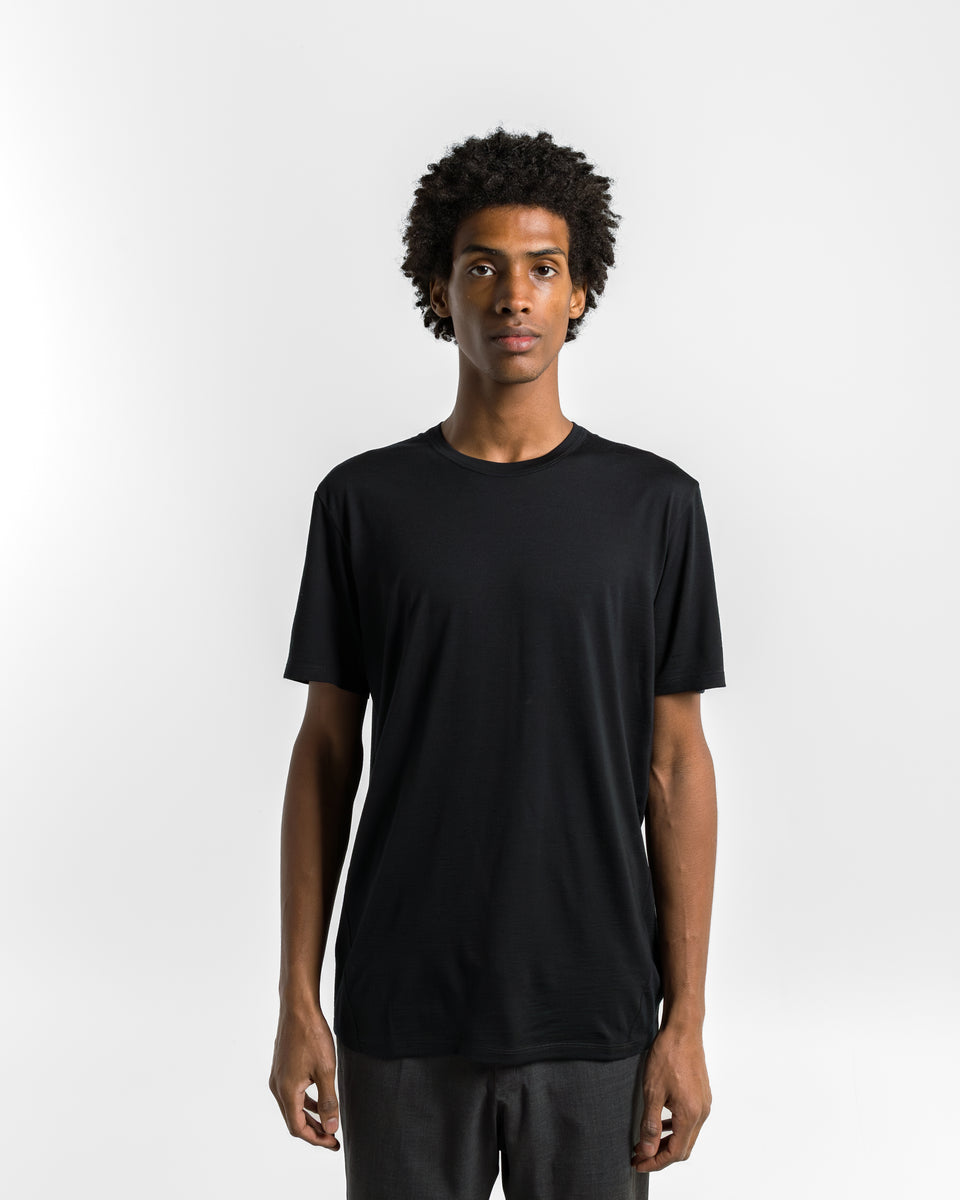 トップス 25SS Arc'teryx Veilance Frame SS shirt Arc'teryx Veilance Frame SS Shirt - Black | UP THERE
