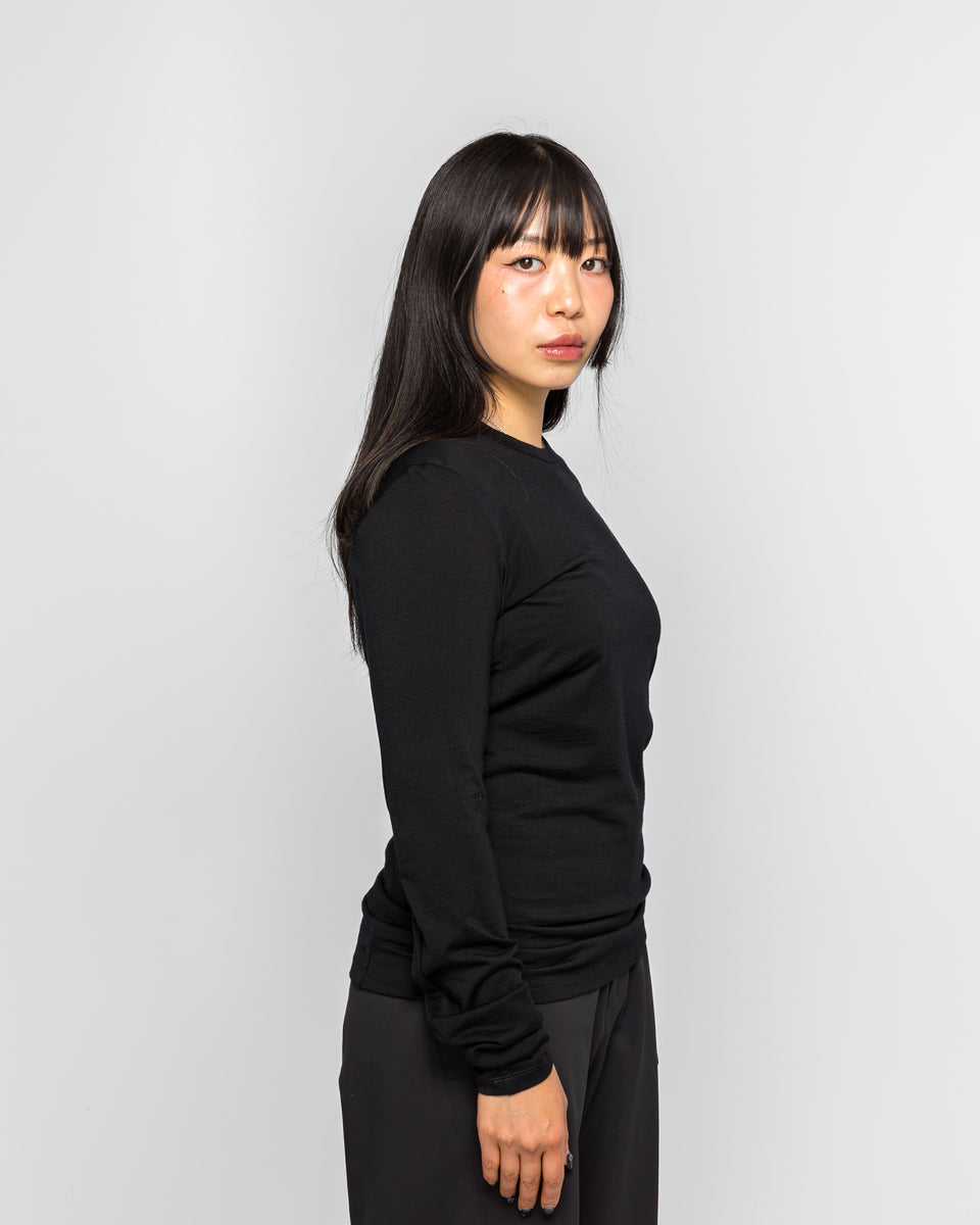 Arc'teryx Veilance Womens Frame LS Crew - Black | UP THERE