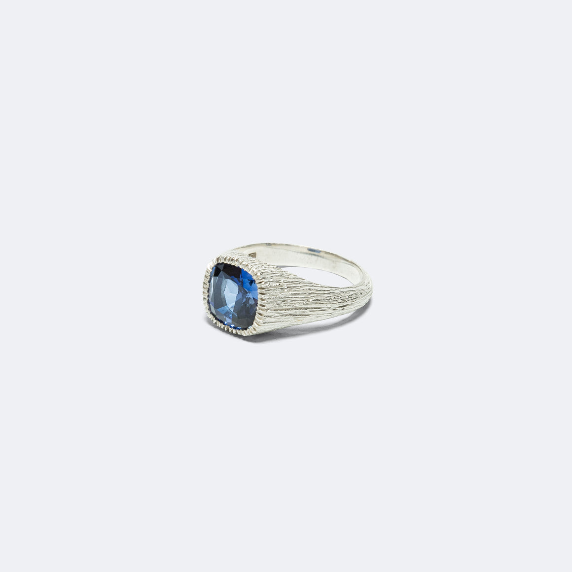 Natures Smile Signet Ring - Blue Sapphires/925 Silver