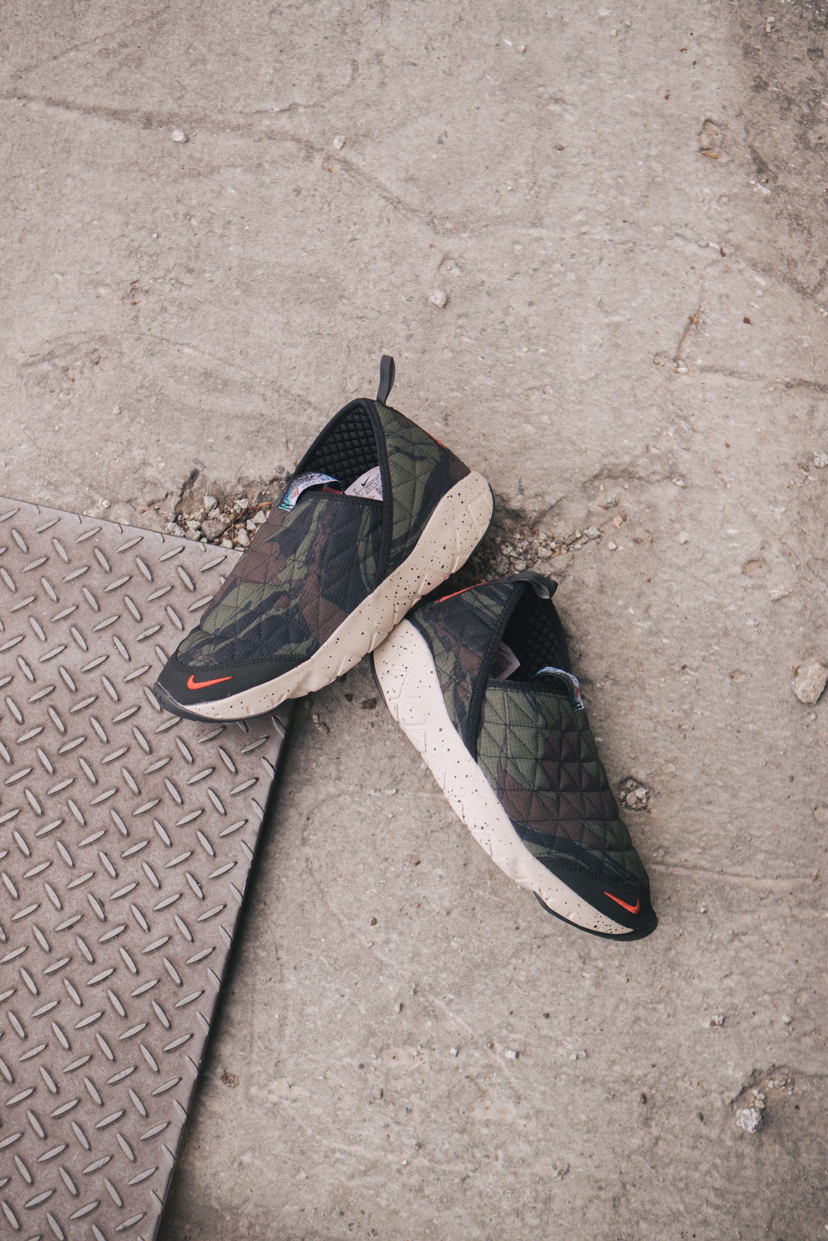 NIKE ACG MOC FUJI Nike ACG Moc Mt Fuji UP THERE