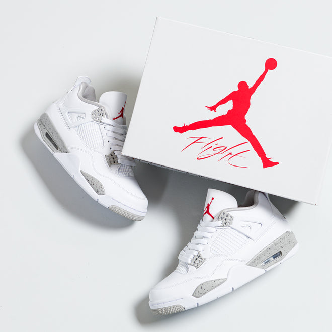 articles/nike-air-jordan-4-retro-white-fire-red-tech-grey-black-75.jpg