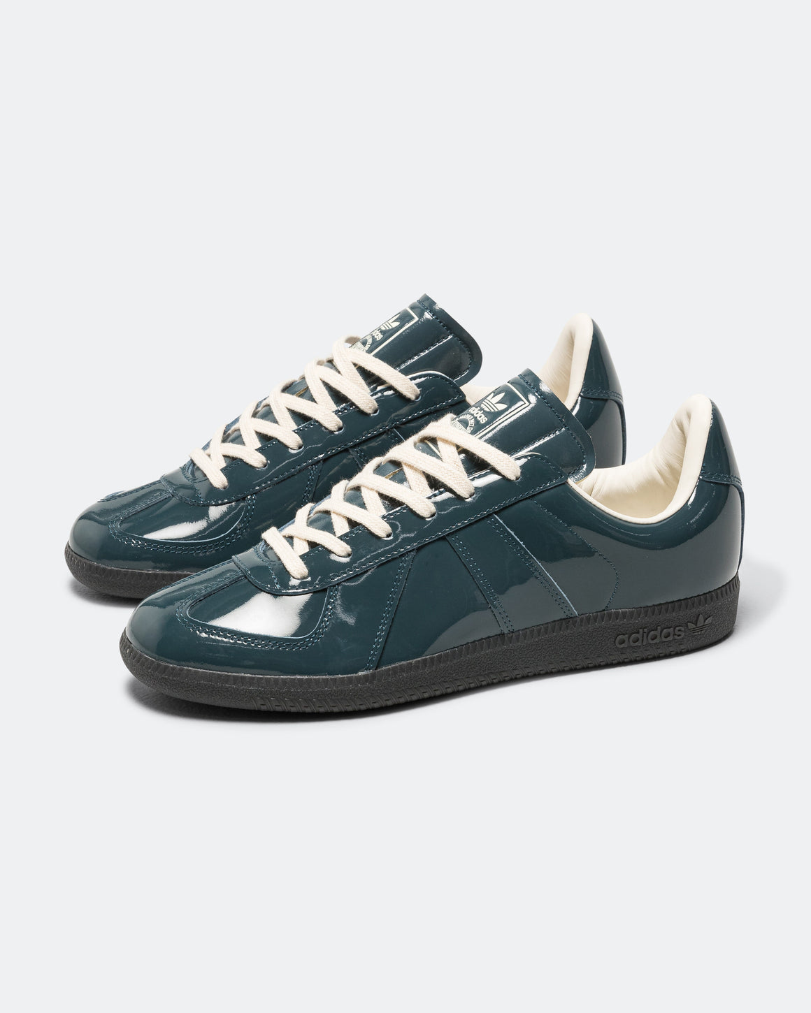 adidas - BW Army - Carbon/Carbon - UP THERE