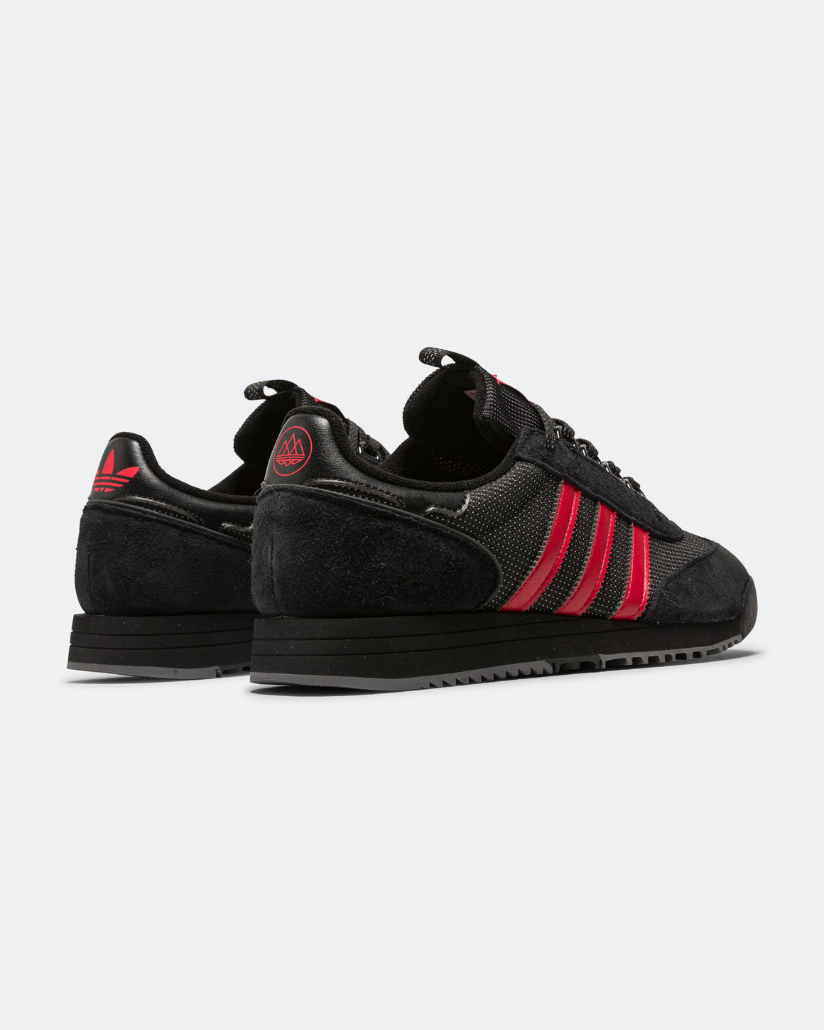 adidas - MUFC SPZL FC Sl83 - Core Black/Core Black/Silver Metallic - UP THERE