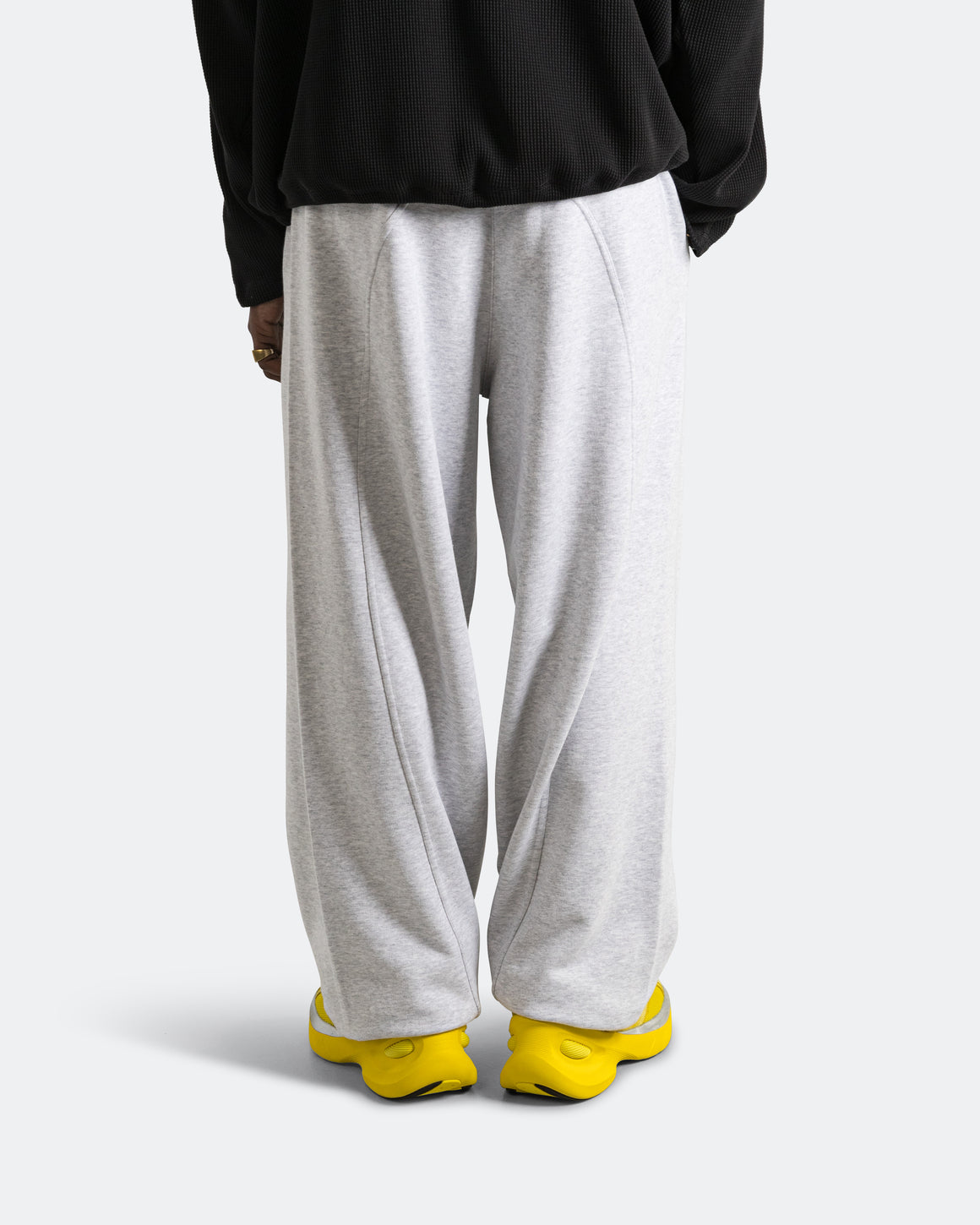 adidas - Santa Monica Sweatpant - Light Heather Grey - UP THERE