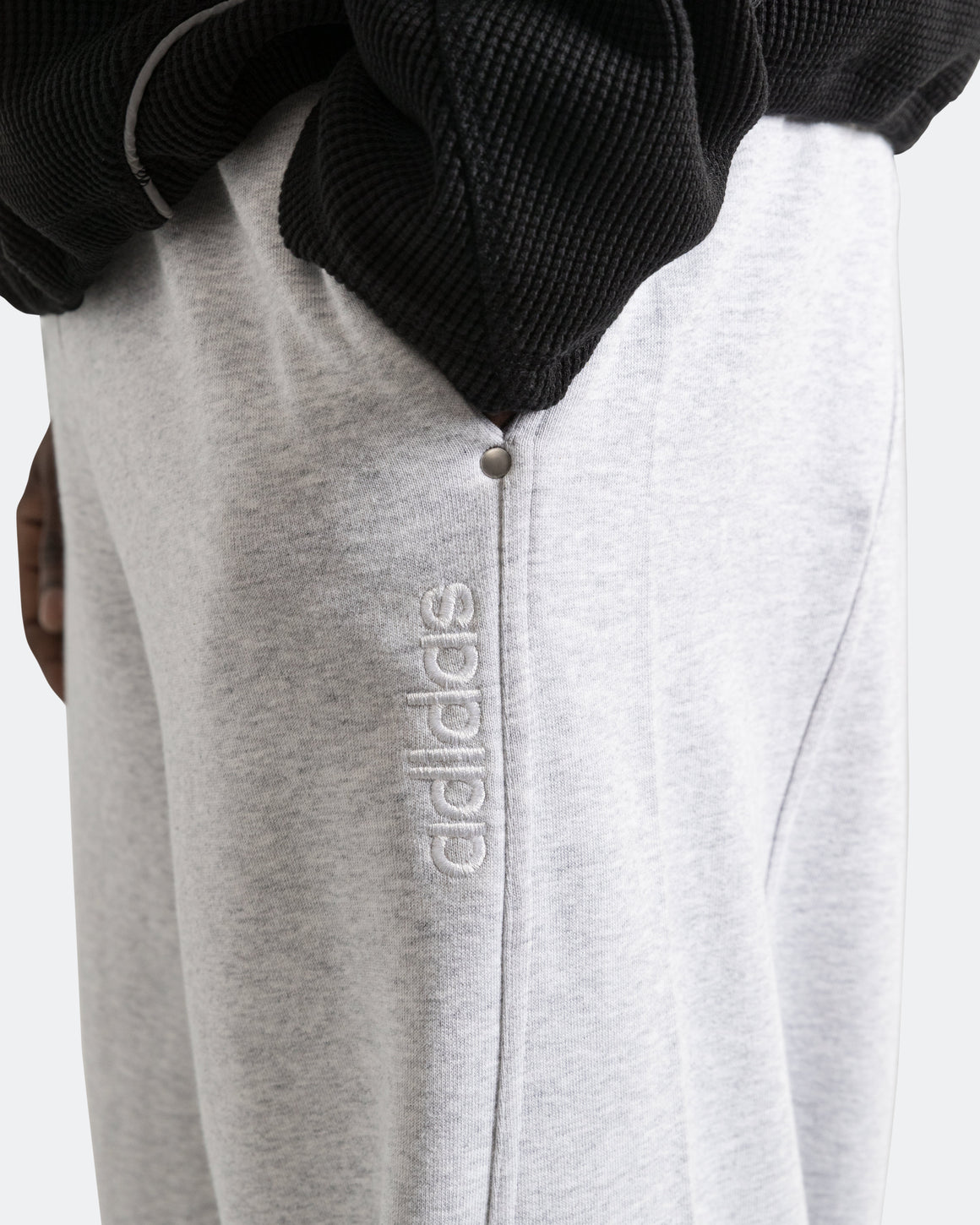 adidas - Santa Monica Sweatpant - Light Heather Grey - UP THERE