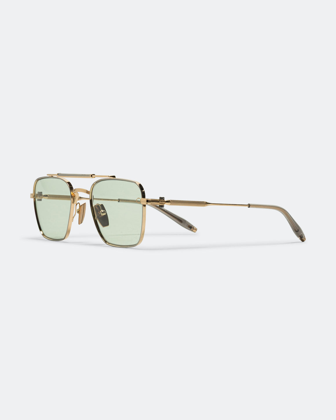 Akoni - Europa - Brushed Gold with Photochromic lenses - UP THERE