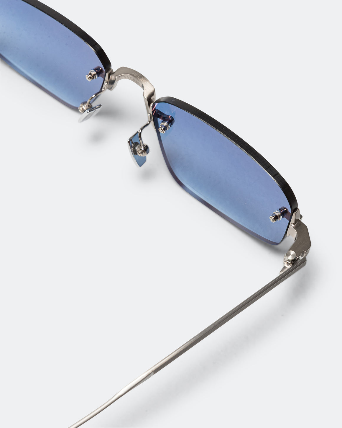 Akoni - Juno-Three - Antique Silver w/Silver - Dusty Blue Gradient Lenses - UP THERE