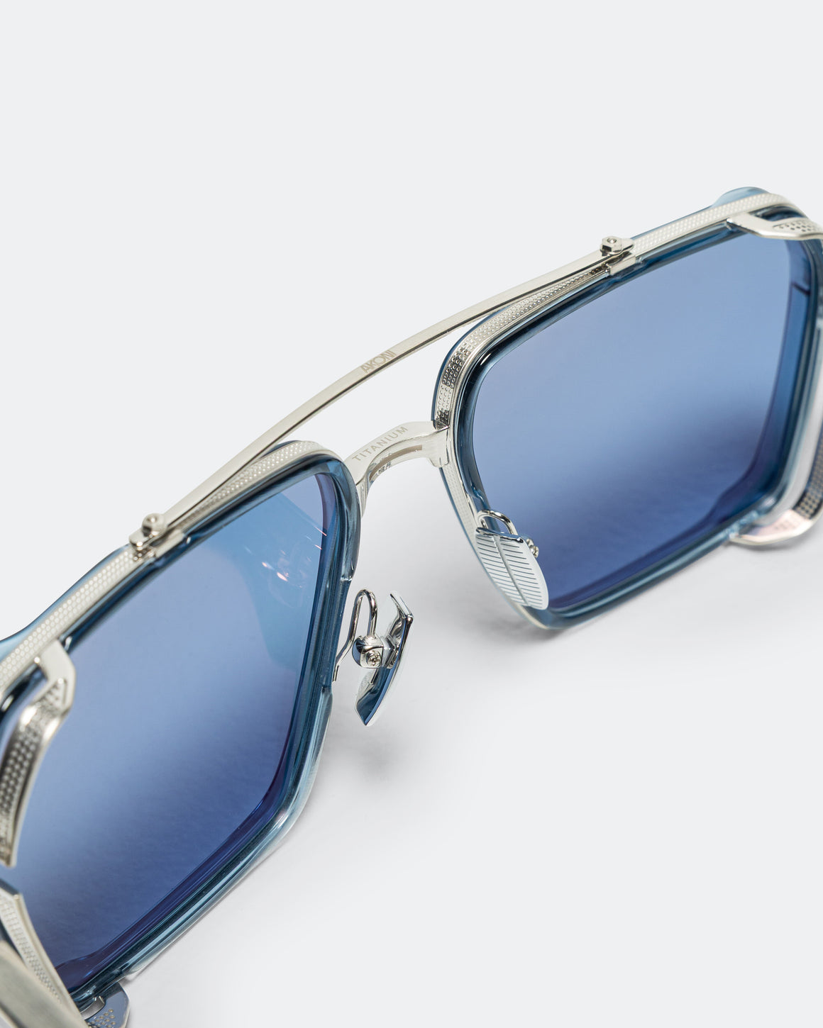 Akoni - Tiros - Brushed Silver/Crystal Blue-Dark Blue - UP THERE