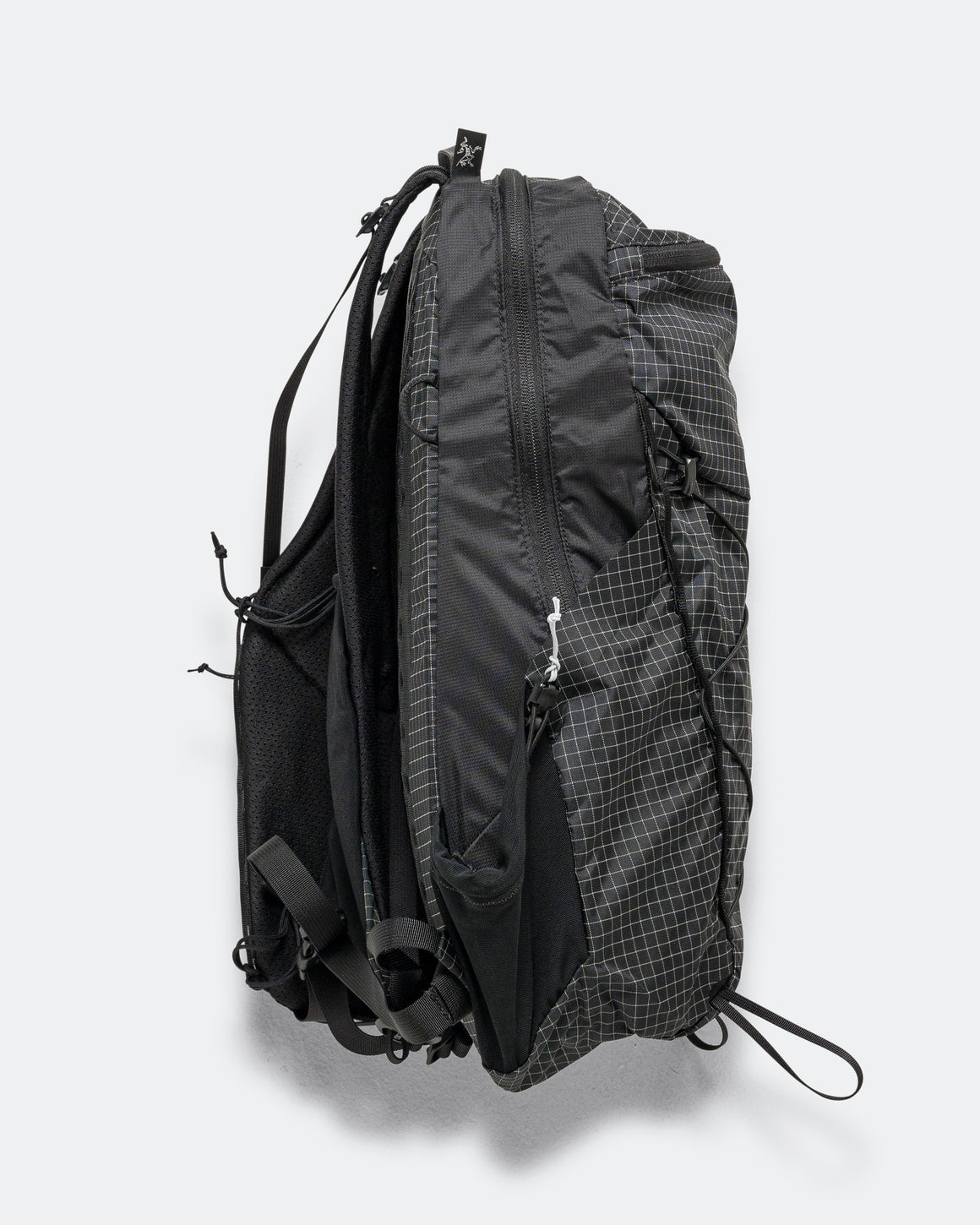 Arc'Teryx - Aerios 18 Backpack - Black | UP THERE