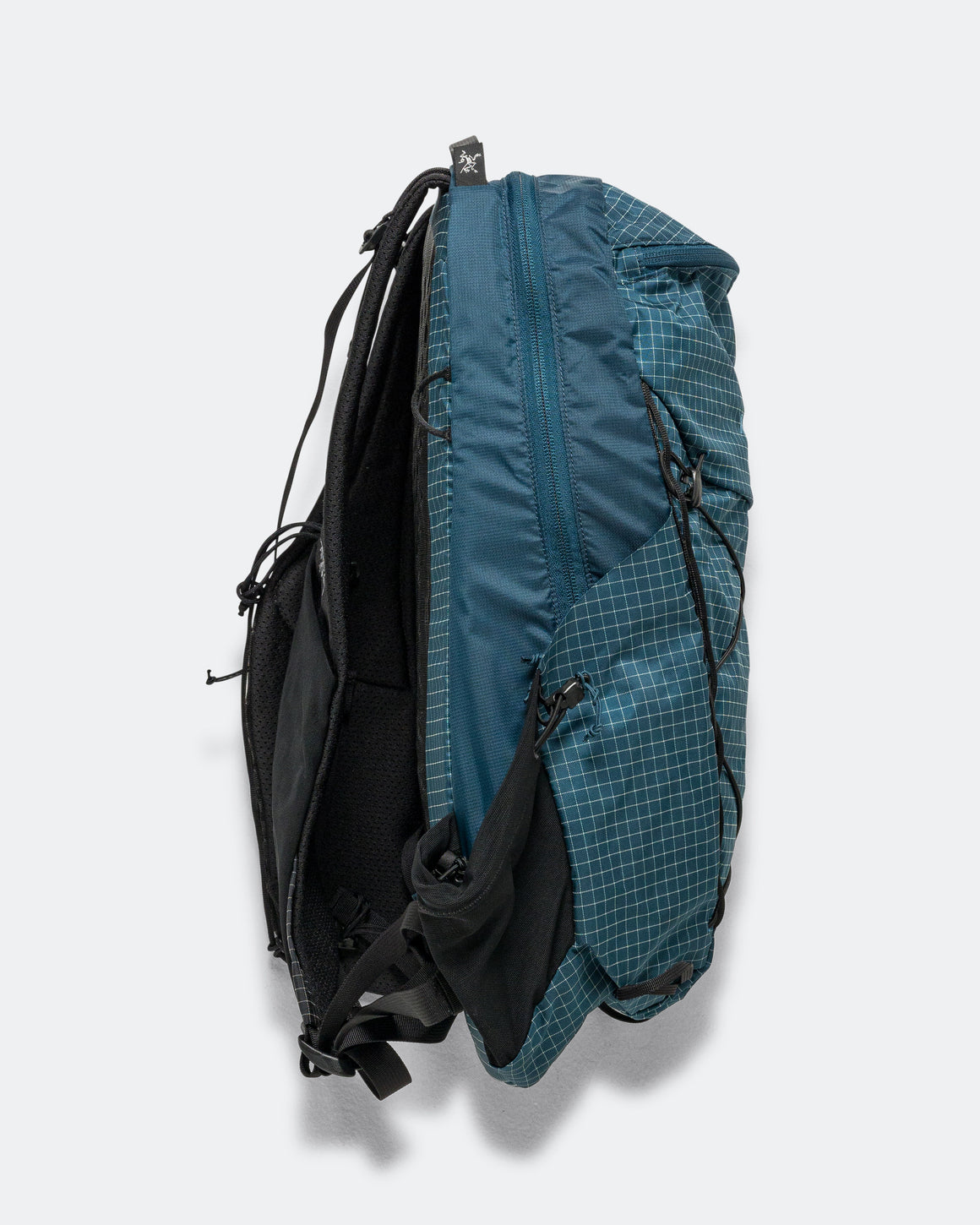 Arc'Teryx - Aerios 18 Backpack - Nightscape - UP THERE
