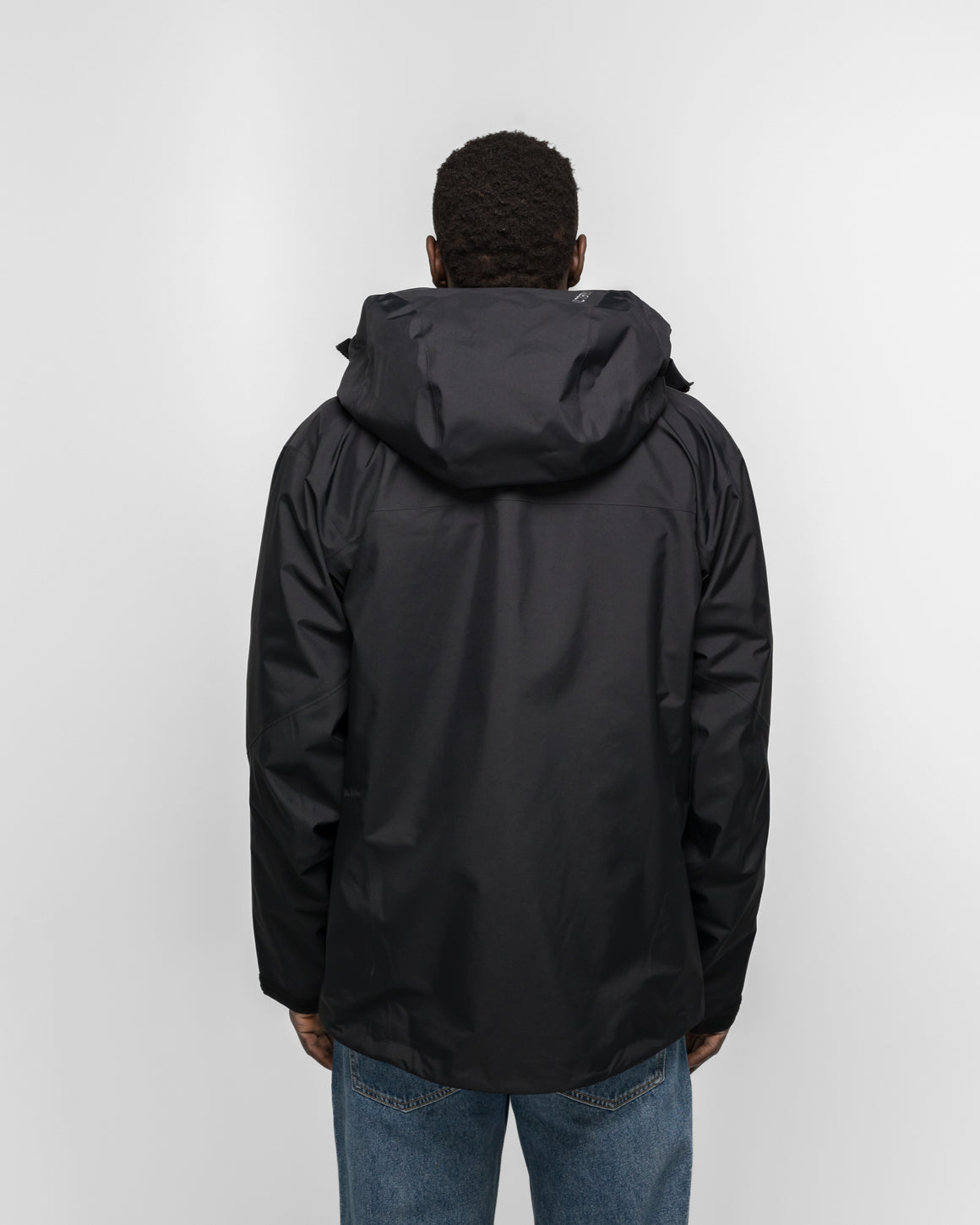 Arc'Teryx - Mens Beta SV Jacket - Black - UP THERE