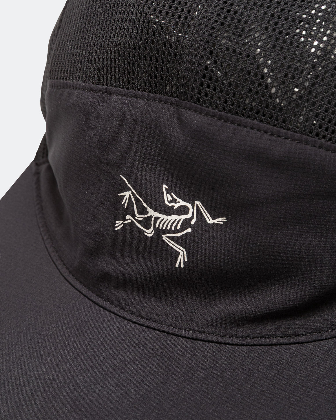 Arc'Teryx - Norvan Mesh 5 Panel Cap - Black/Arctic Silk - UP THERE