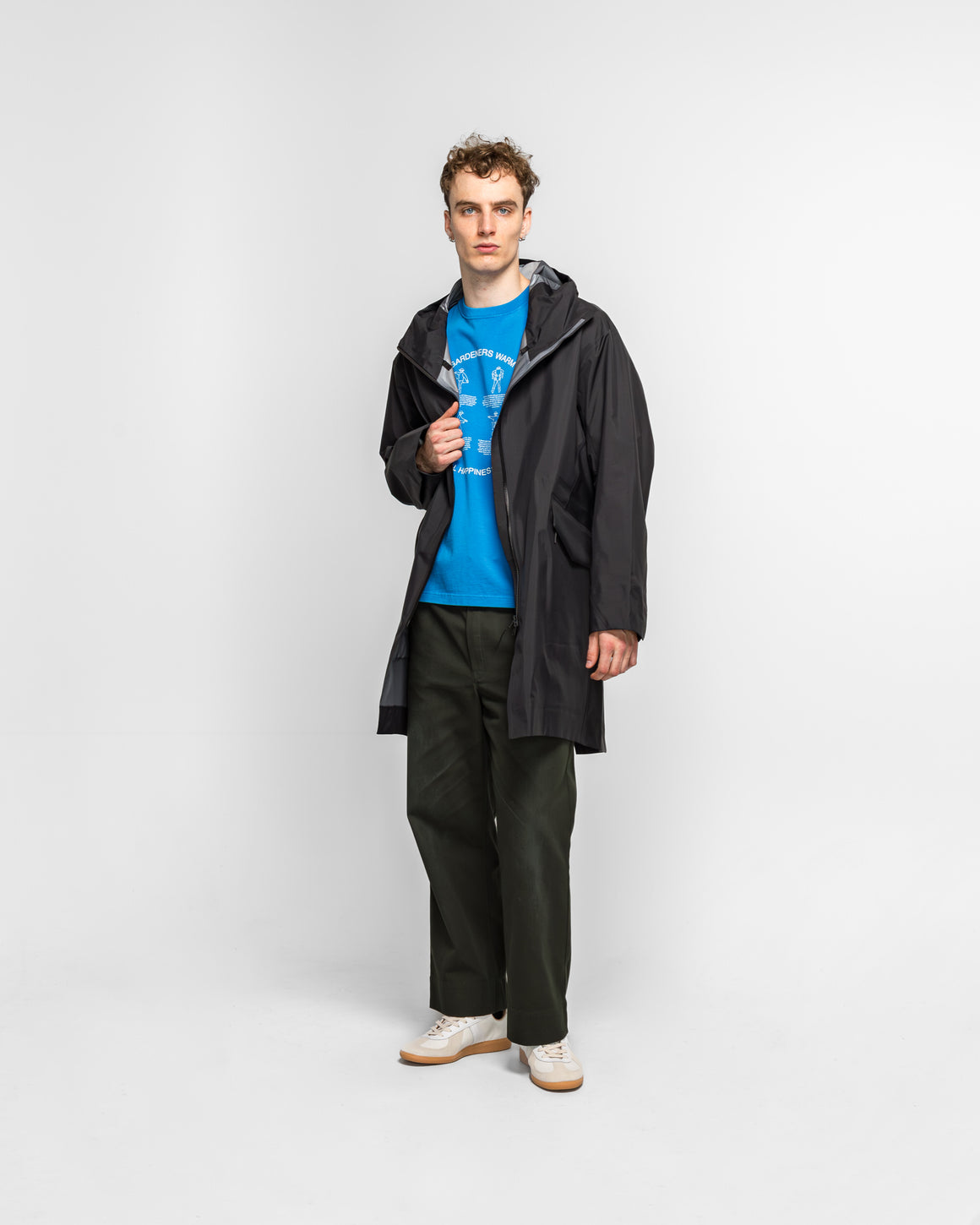 Veilance - Monitor Coat - Black - UP THERE