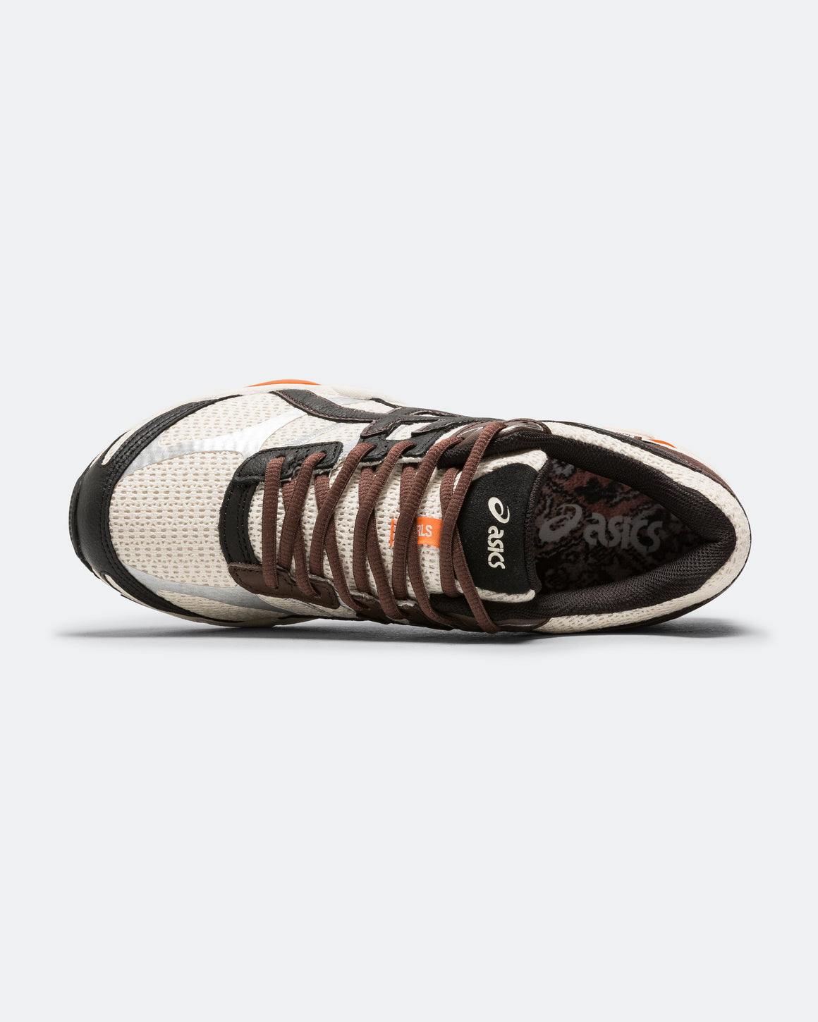 Asics - GEL-Cumulus 16 x EARLS - Coconut Milk/Black - UP THERE