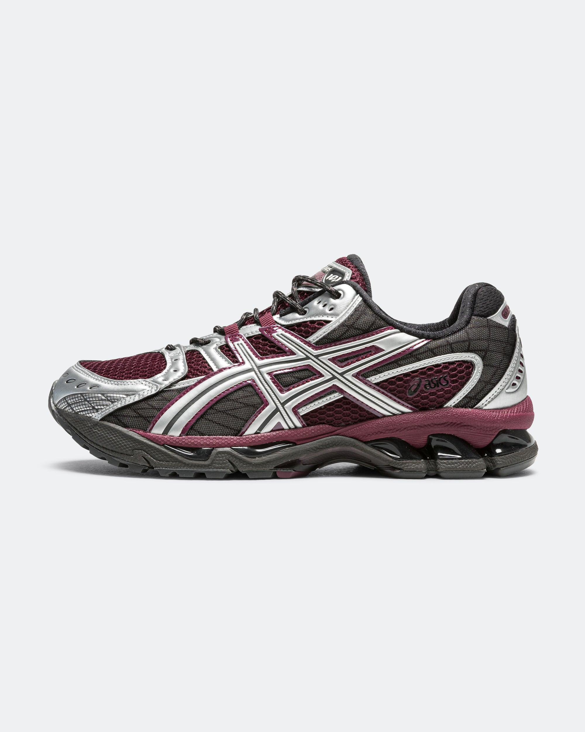 GEL-Nimbus 10.1 | UP THERE