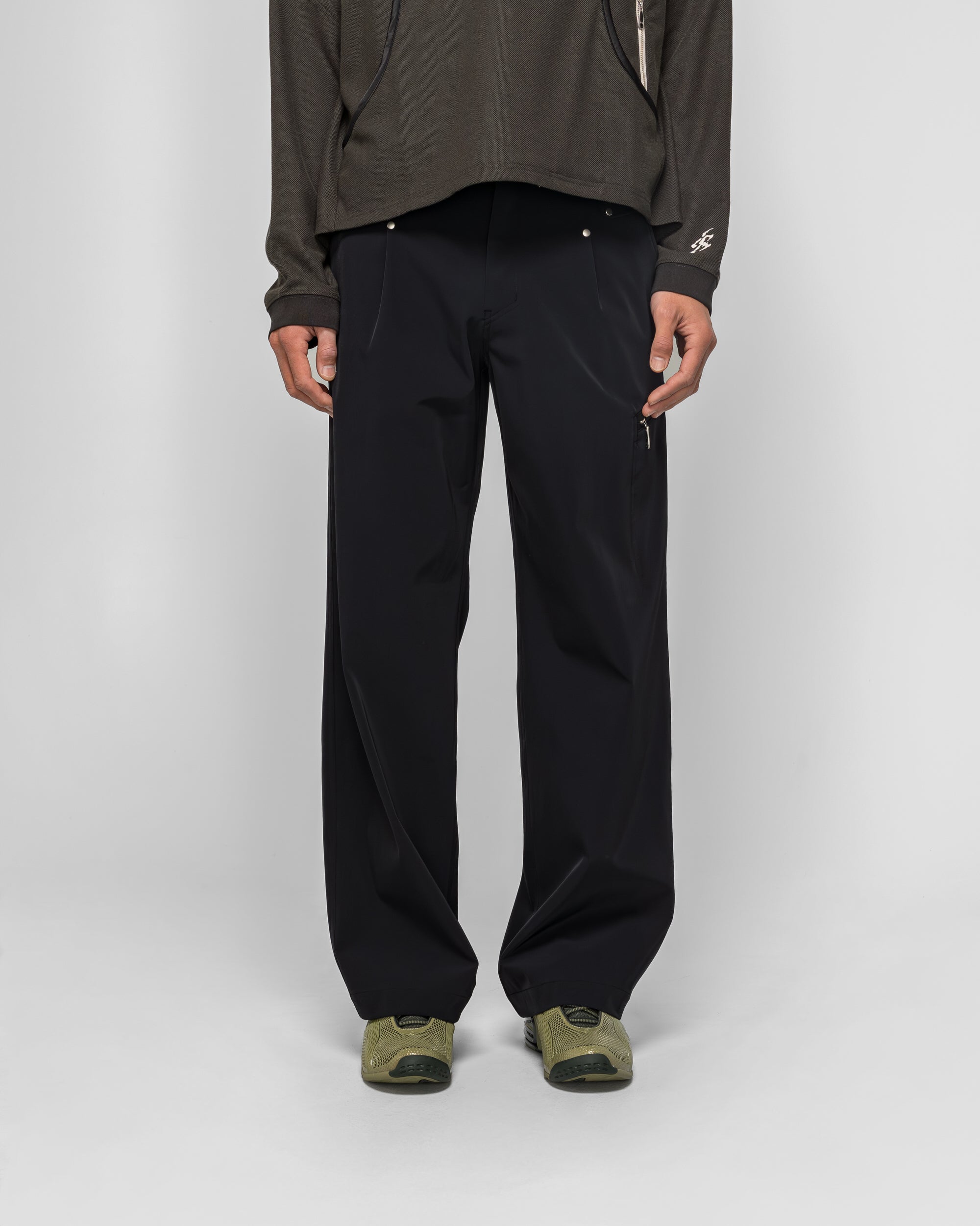 Asics - Mirbelioids Cargo Trousers - Black | UP THERE