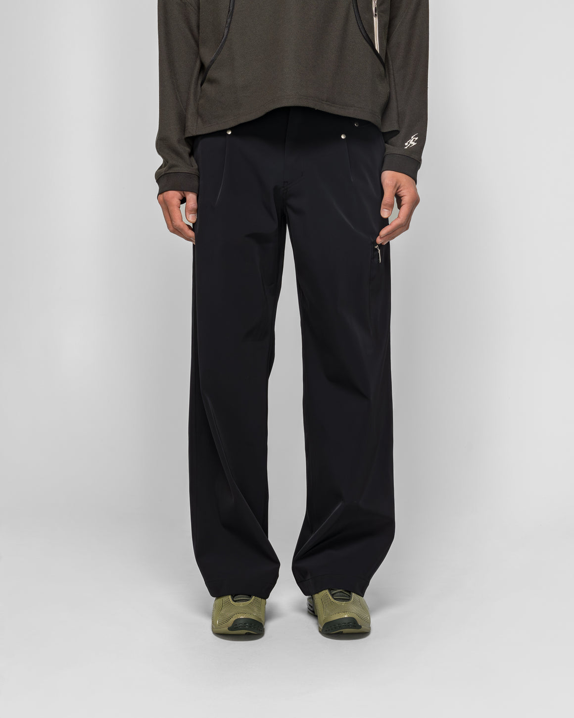 Asics - Mirbelioids Cargo Trousers - Black - UP THERE