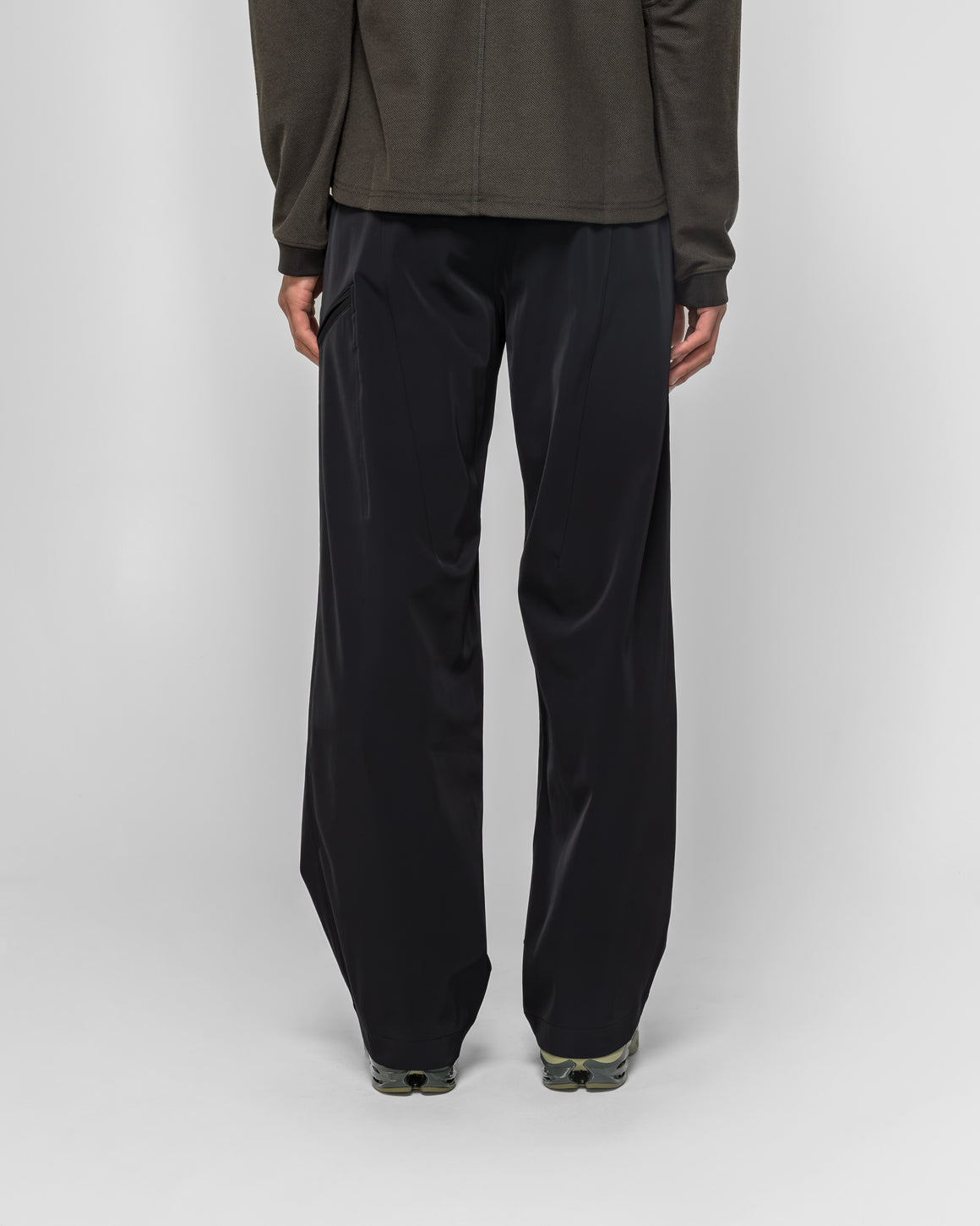 Asics - Mirbelioids Cargo Trousers - Black - UP THERE