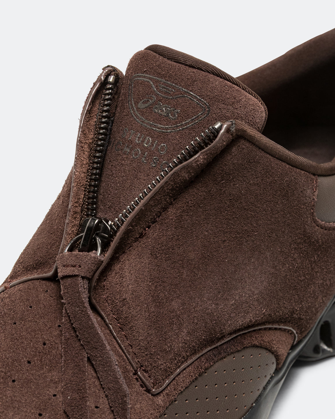 Asics - GEL-Kinetic SP x Studio Nicholson - Roasted Coffee/Roasted Coffee - UP THERE