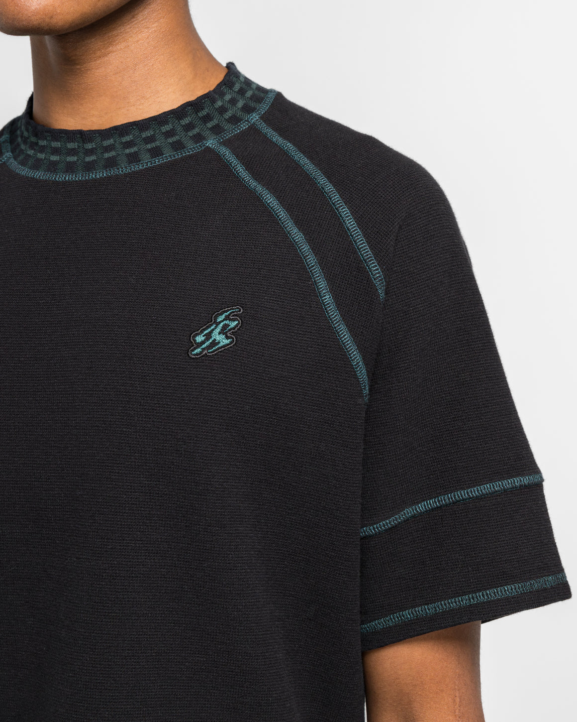 Asics - Tamarica SS T-Shirt - Black - UP THERE