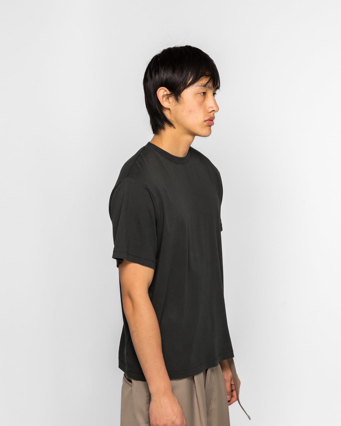Beach Brains - Relax Tee - Black - UP THERE