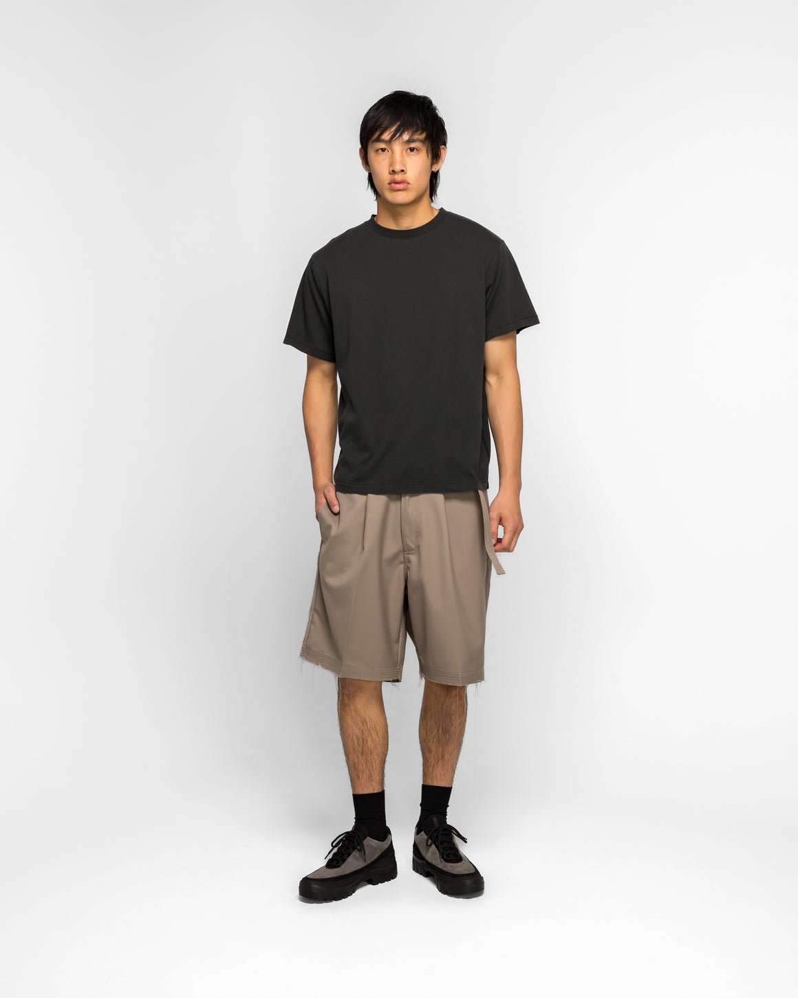 Beach Brains - Relax Tee - Black - UP THERE