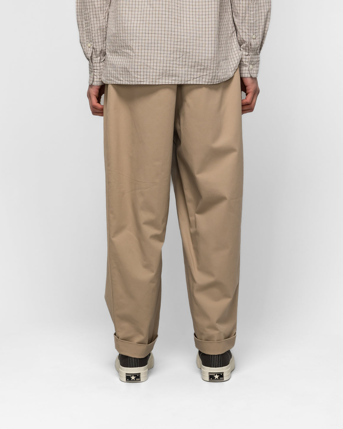 Beams Plus - 2 Pleats Tapered Twill - Khaki - UP THERE