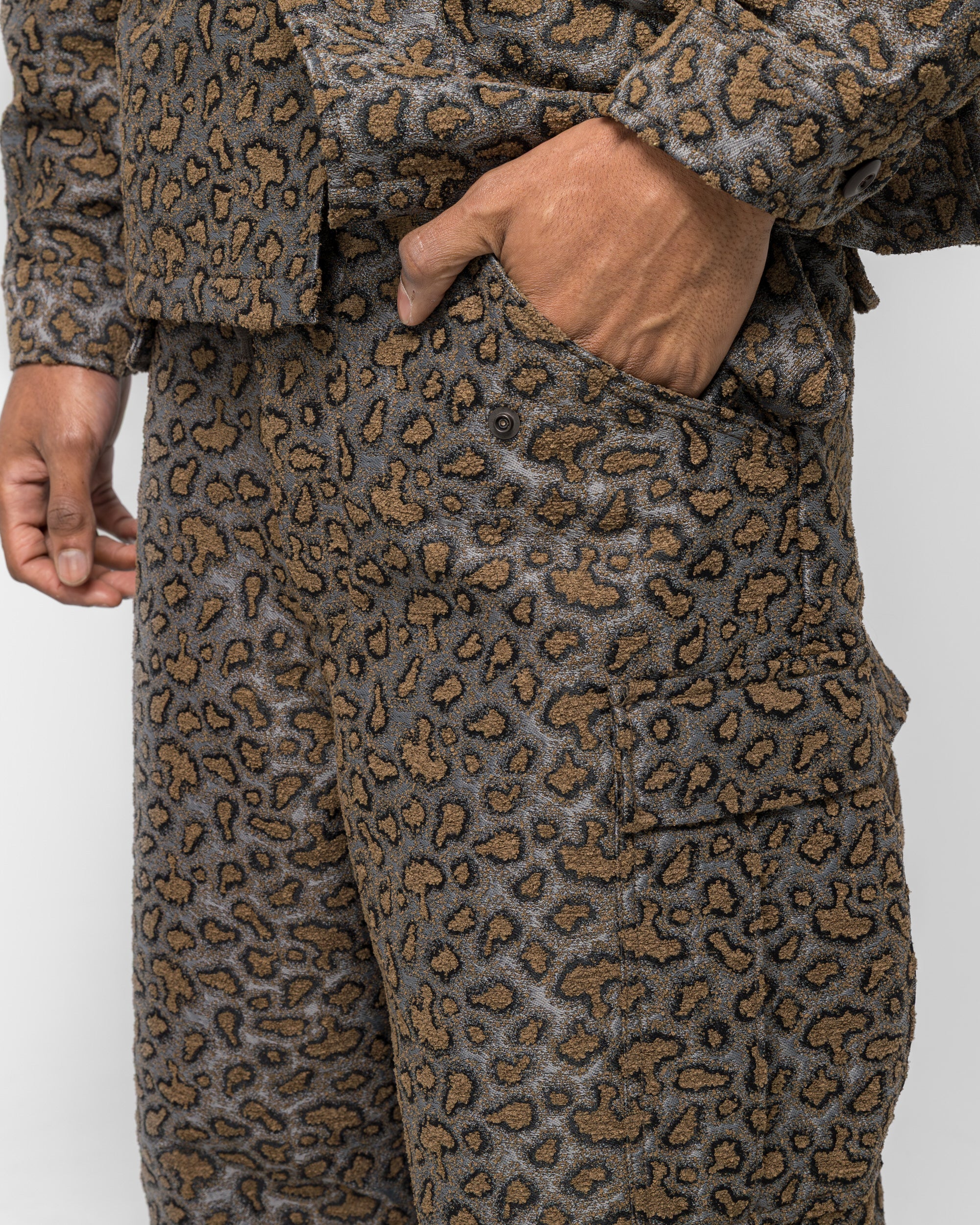 Beams Plus - MIL Over 6 Pockets Camo Jacquard - Brown | UP THERE