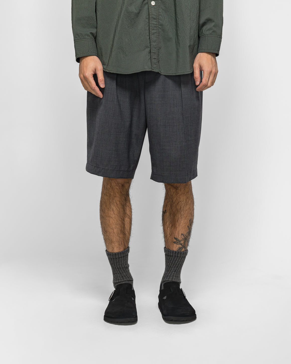 Beams Plus - 2 Pleats Shorts Wool Tropical - Charcoal - UP THERE