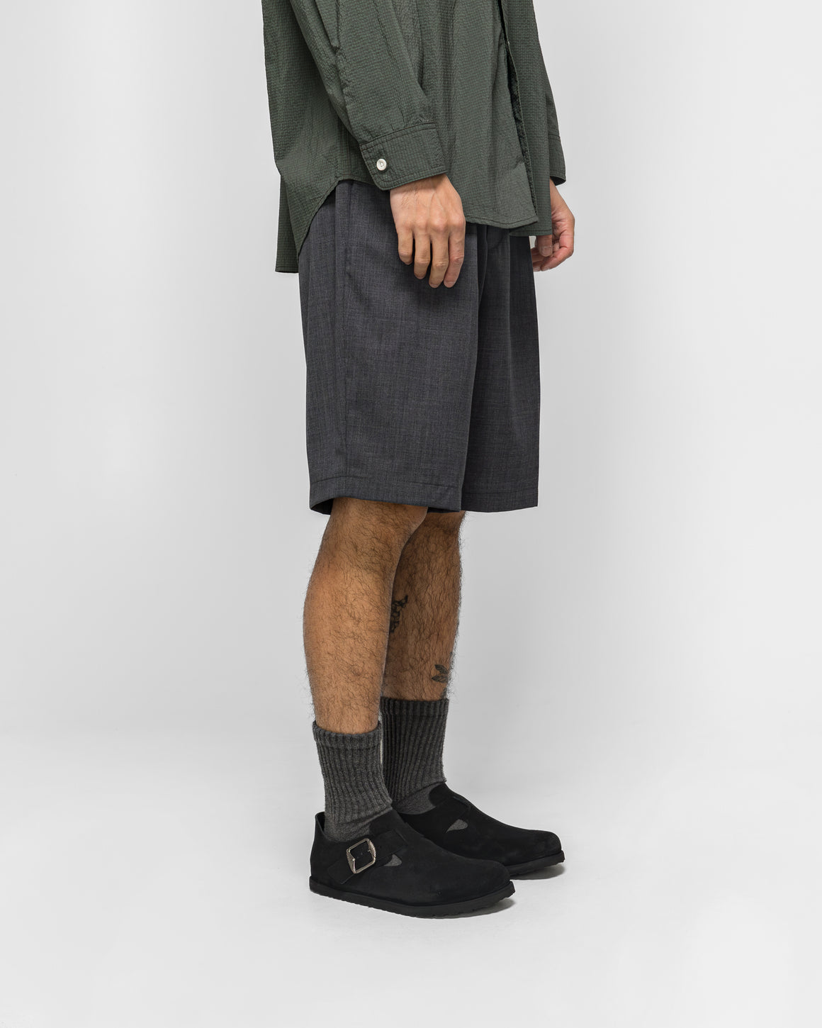 Beams Plus - 2 Pleats Shorts Wool Tropical - Charcoal - UP THERE