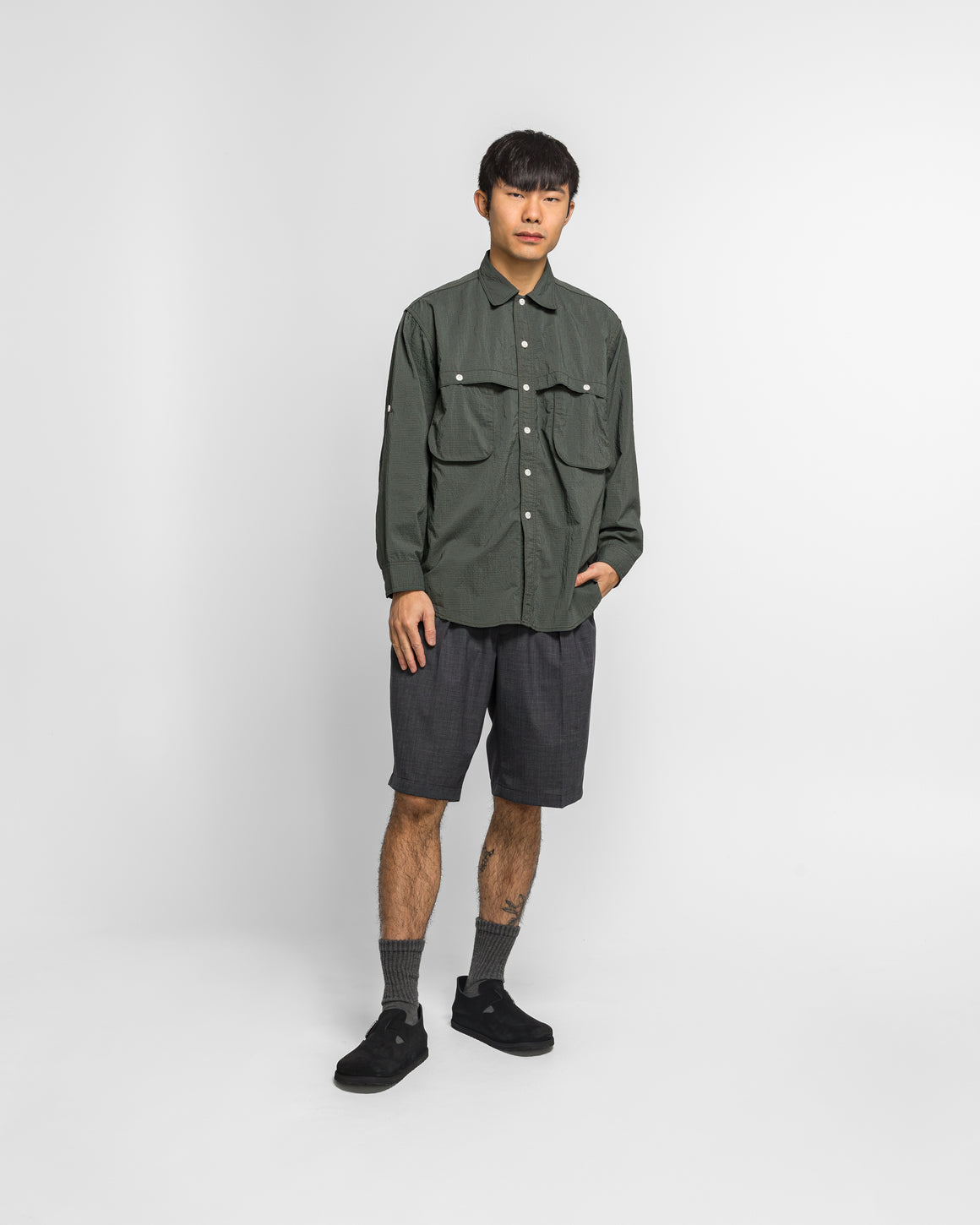 Beams Plus - 2 Pleats Shorts Wool Tropical - Charcoal - UP THERE