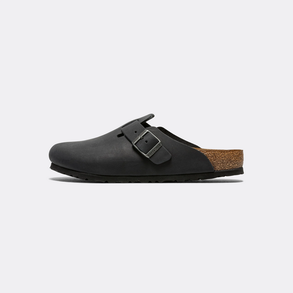 BIRKENSTOCK Boston サンダル ブラック 40 Birkenstock Boston - Black Oiled Leather | UP THERE