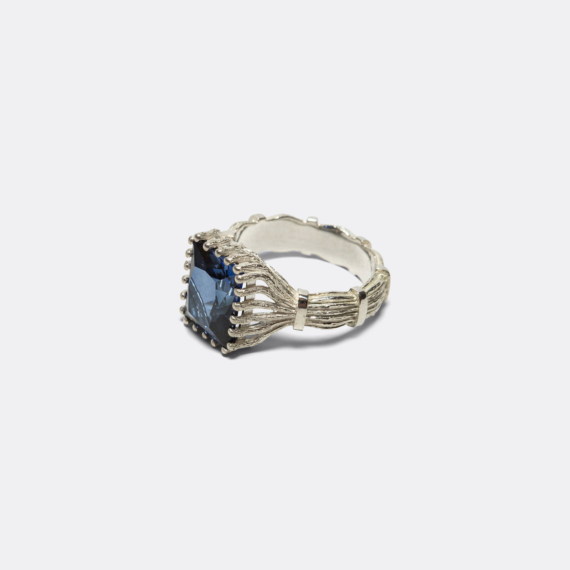 Baguette Cut Bound Willow Ring - 925 Silver/Blue Sapphire
