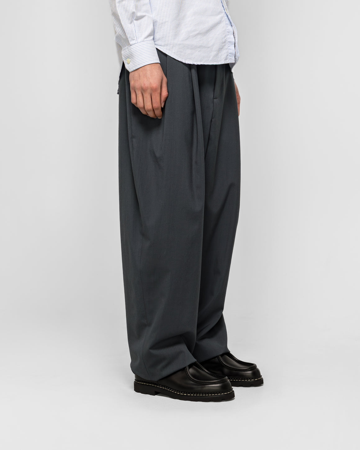 Camiel Fortgens - Suit Pants - Petrol - UP THERE