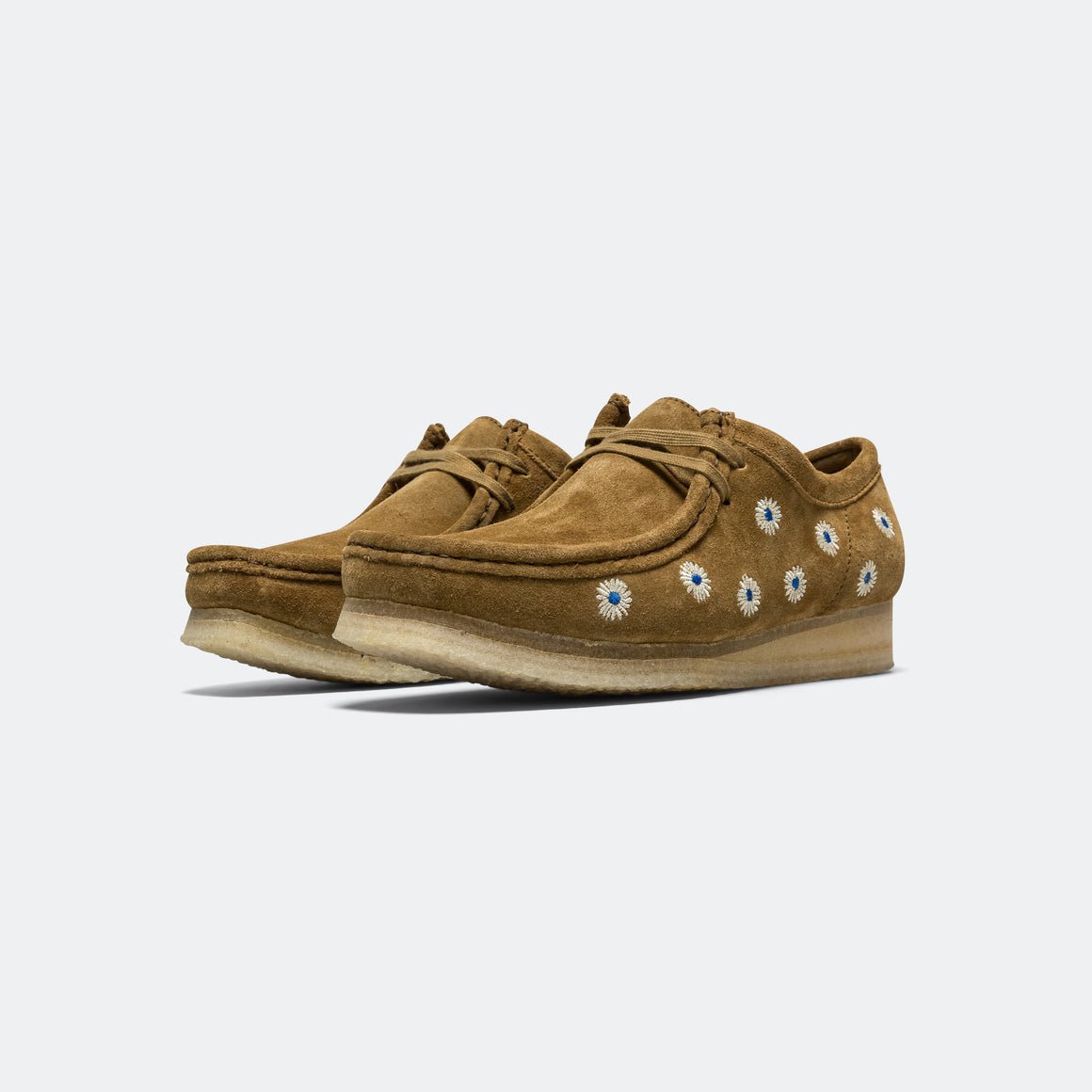Clarks - Wallabee - Dark Olive Embroidery - UP THERE
