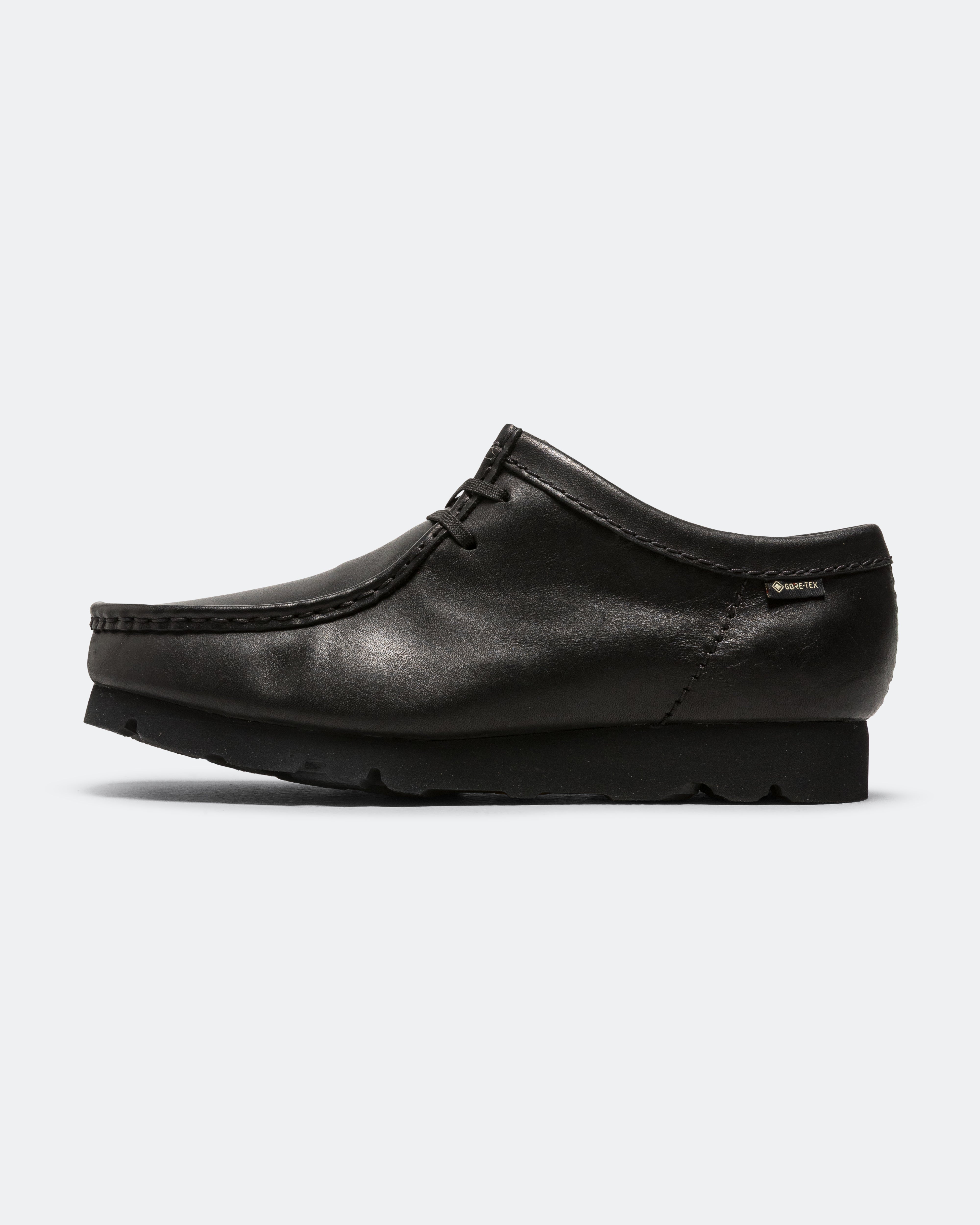 Clarks - Wallabee GTX - Black/Black Suede | UP THERE