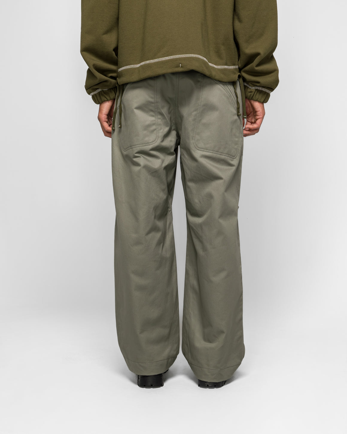 Colin Meredith - Loop Claw Trouser - Olive - UP THERE