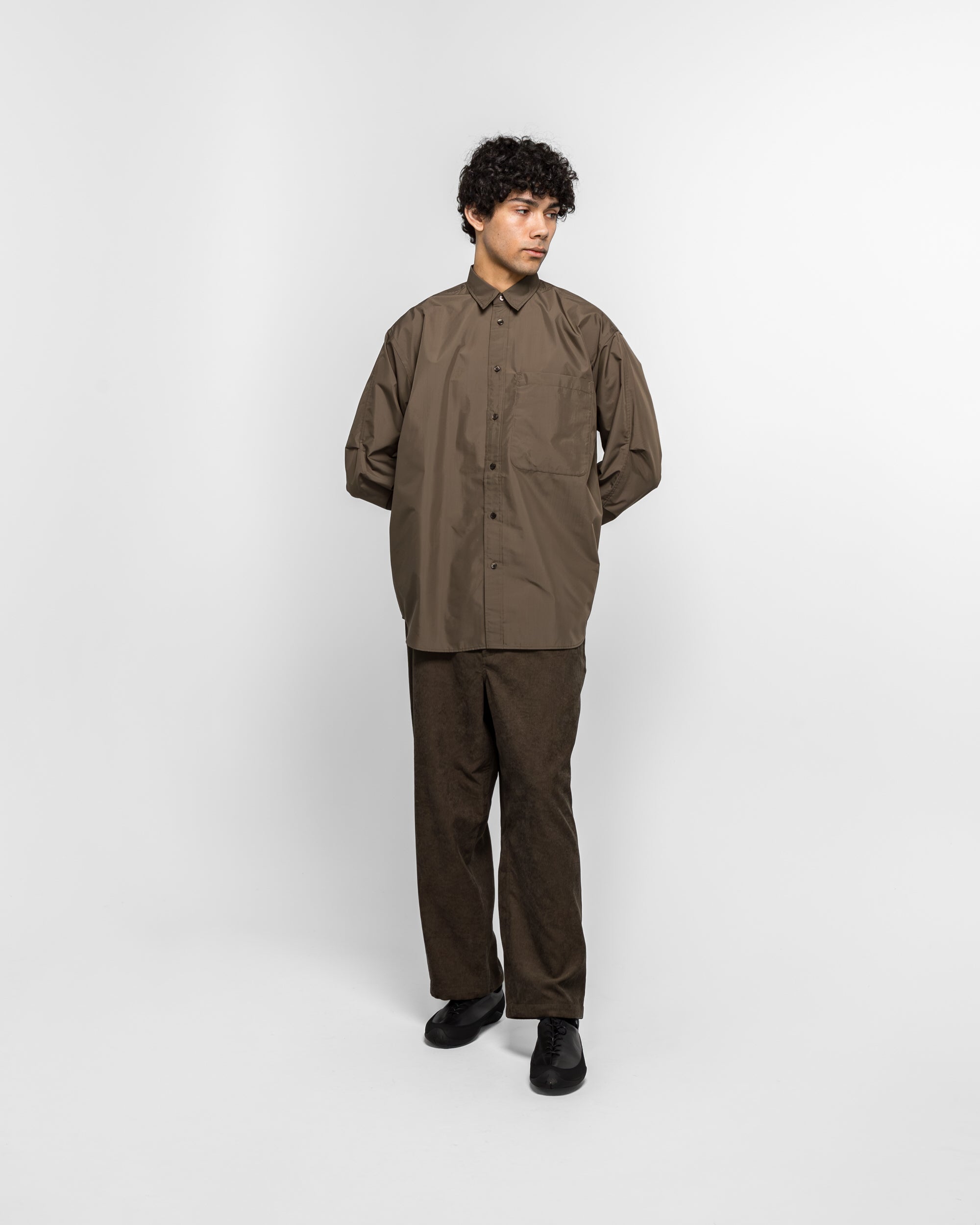 Daiwa Pier39 - Tech Easy Trouser - Corduroy Brown Khaki | UP THERE