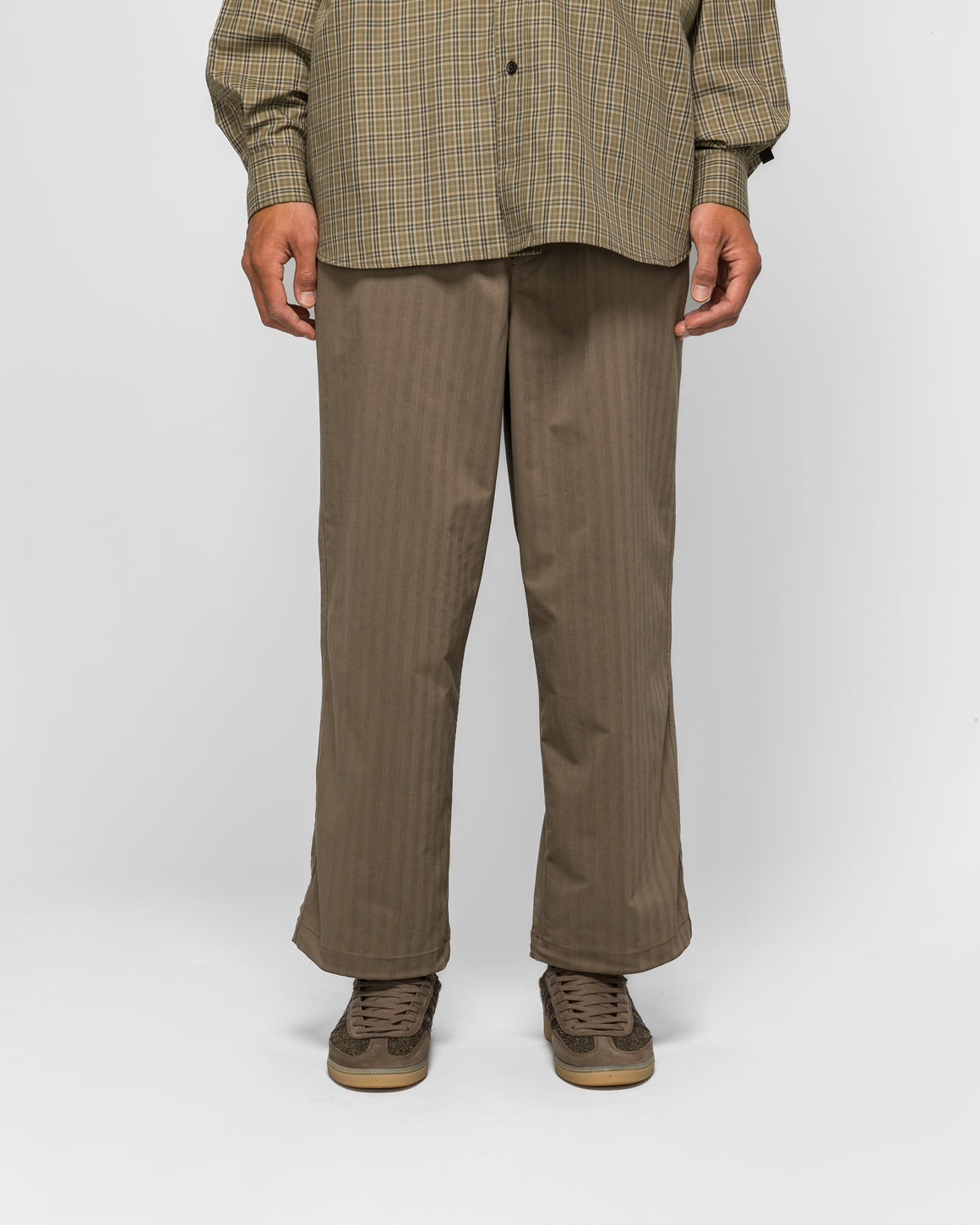 Daiwa Pier39 - Tech Easy Trousers Herringbone - Sage Gray - UP THERE